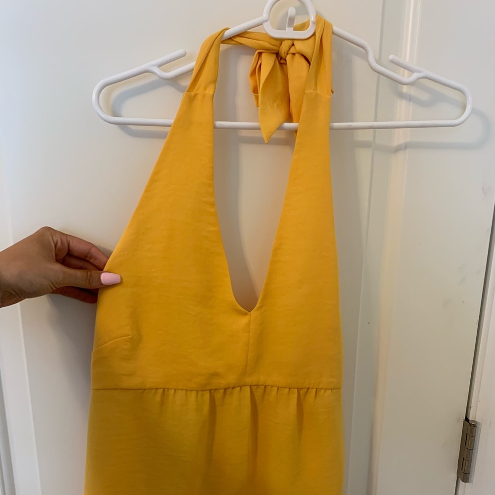 Halter top
